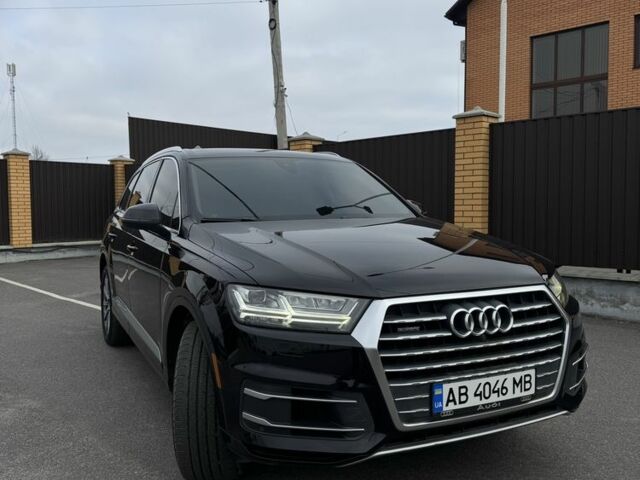 Черный Ауди Ку 7, объемом двигателя 3 л и пробегом 114 тыс. км за 36000 $, фото 1 на Automoto.ua