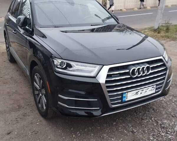 Чорний Ауді Ку 7, об'ємом двигуна 1.98 л та пробігом 82 тис. км за 35000 $, фото 1 на Automoto.ua