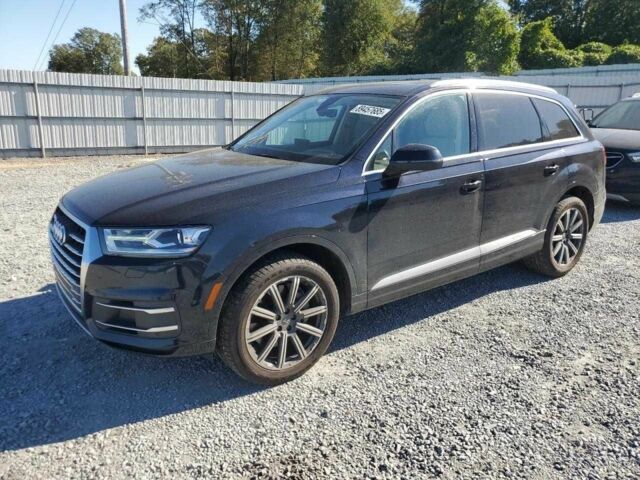 Черный Ауди Ку 7, объемом двигателя 2 л и пробегом 105 тыс. км за 6900 $, фото 1 на Automoto.ua