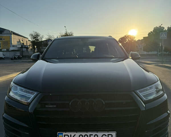 Чорний Ауді Ку 7, об'ємом двигуна 1.98 л та пробігом 92 тис. км за 32500 $, фото 1 на Automoto.ua