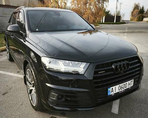 Черный Ауди Ку 7, объемом двигателя 3 л и пробегом 258 тыс. км за 35500 $, фото 1 на Automoto.ua
