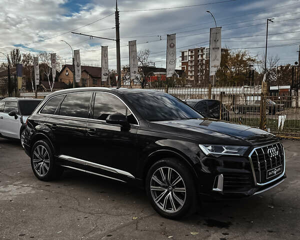 Черный Ауди Ку 7, объемом двигателя 3 л и пробегом 70 тыс. км за 44200 $, фото 1 на Automoto.ua