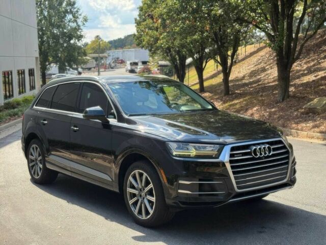 Черный Ауди Ку 7, объемом двигателя 3 л и пробегом 43 тыс. км за 12900 $, фото 1 на Automoto.ua