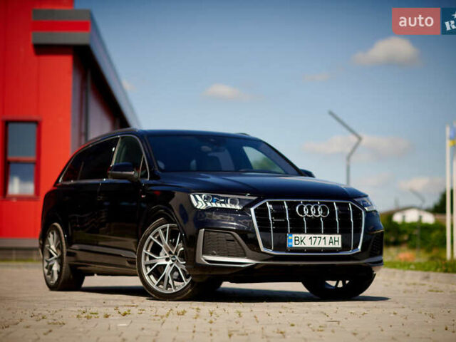 Черный Ауди Ку 7, объемом двигателя 3 л и пробегом 149 тыс. км за 68000 $, фото 1 на Automoto.ua