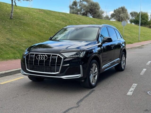 Черный Ауди Ку 7, объемом двигателя 2 л и пробегом 64 тыс. км за 45900 $, фото 1 на Automoto.ua