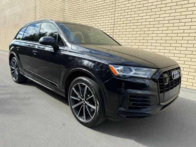 Ауди Ку 7 2021 в Черкассах на Automoto.ua Черный Ауди Ку 7, объемом двигателя 3 л и пробегом 27 тыс. км за 44400 $, фото 1 на Automoto.ua