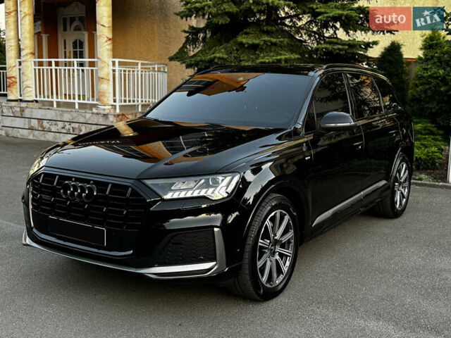 Черный Ауди Ку 7, объемом двигателя 2.97 л и пробегом 94 тыс. км за 66000 $, фото 1 на Automoto.ua