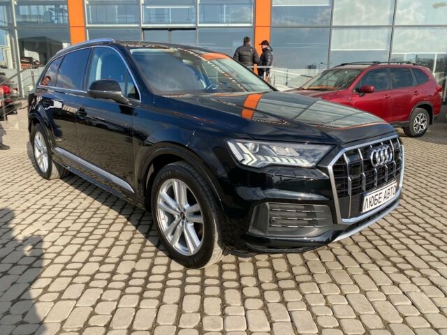 Черный Ауди Ку 7, объемом двигателя 3 л и пробегом 71 тыс. км за 75000 $, фото 1 на Automoto.ua