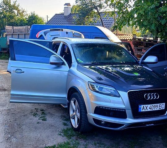 Сірий Ауді Ку 7, об'ємом двигуна 4.2 л та пробігом 0 тис. км за 10999 $, фото 1 на Automoto.ua