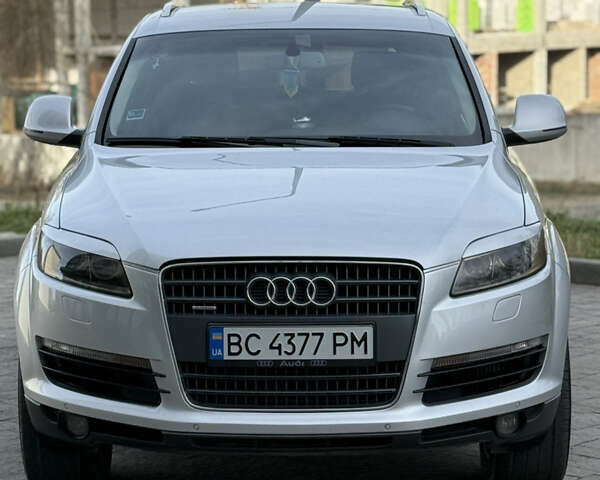 Серый Ауди Ку 7, объемом двигателя 3 л и пробегом 298 тыс. км за 12500 $, фото 1 на Automoto.ua