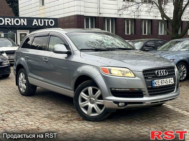 Серый Ауди Ку 7, объемом двигателя 4.2 л и пробегом 240 тыс. км за 8999 $, фото 1 на Automoto.ua