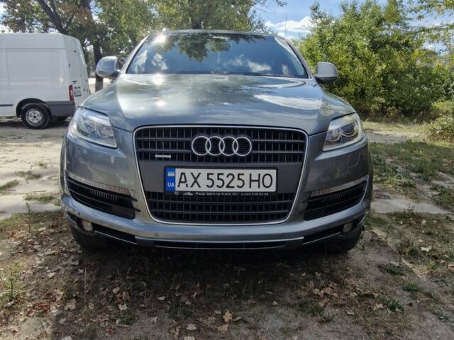 Серый Ауди Ку 7, объемом двигателя 3 л и пробегом 290 тыс. км за 11500 $, фото 1 на Automoto.ua