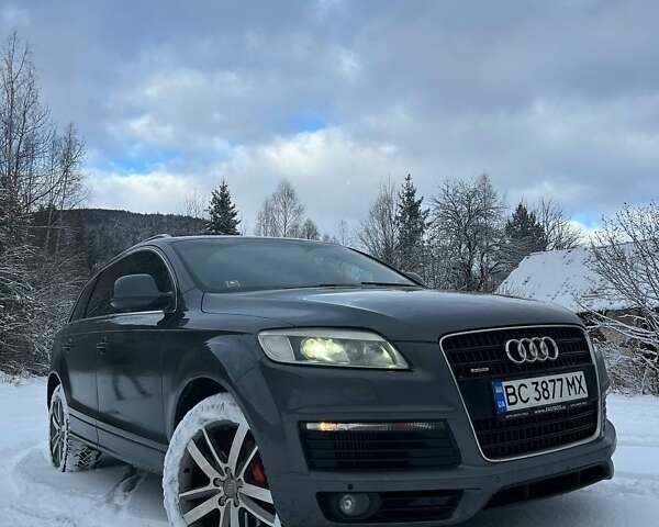 Серый Ауди Ку 7, объемом двигателя 3 л и пробегом 367 тыс. км за 12400 $, фото 1 на Automoto.ua