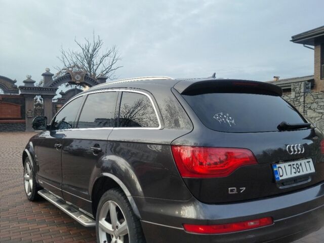 Серый Ауди Ку 7, объемом двигателя 4.2 л и пробегом 278 тыс. км за 9999 $, фото 1 на Automoto.ua