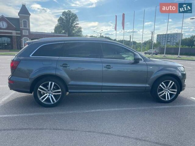 Серый Ауди Ку 7, объемом двигателя 4.13 л и пробегом 308 тыс. км за 21500 $, фото 1 на Automoto.ua