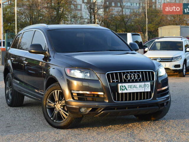 Серый Ауди Ку 7, объемом двигателя 2.97 л и пробегом 241 тыс. км за 16500 $, фото 1 на Automoto.ua