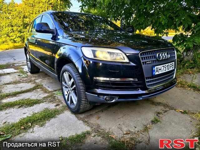 Серый Ауди Ку 7, объемом двигателя 3 л и пробегом 203 тыс. км за 17500 $, фото 1 на Automoto.ua