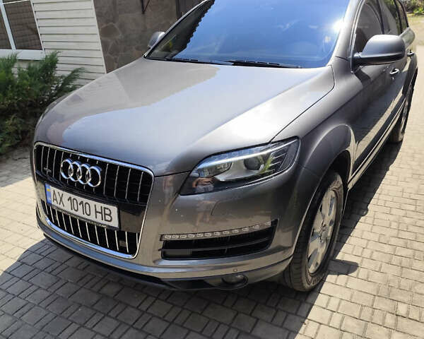 Серый Ауди Ку 7, объемом двигателя 0 л и пробегом 181 тыс. км за 21800 $, фото 1 на Automoto.ua