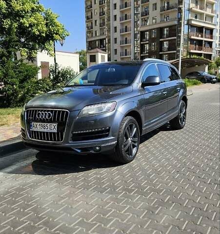 Серый Ауди Ку 7, объемом двигателя 3 л и пробегом 304 тыс. км за 12500 $, фото 1 на Automoto.ua