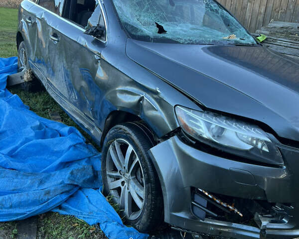 Серый Ауди Ку 7, объемом двигателя 2.97 л и пробегом 206 тыс. км за 8500 $, фото 1 на Automoto.ua