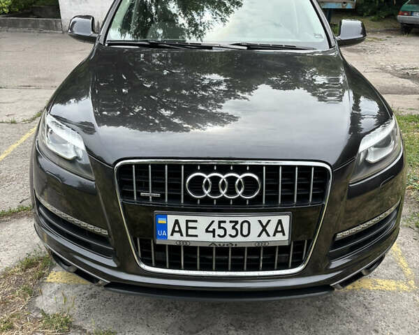 Серый Ауди Ку 7, объемом двигателя 3 л и пробегом 127 тыс. км за 15400 $, фото 1 на Automoto.ua