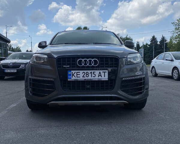 Сірий Ауді Ку 7, об'ємом двигуна 2.97 л та пробігом 227 тис. км за 23795 $, фото 1 на Automoto.ua