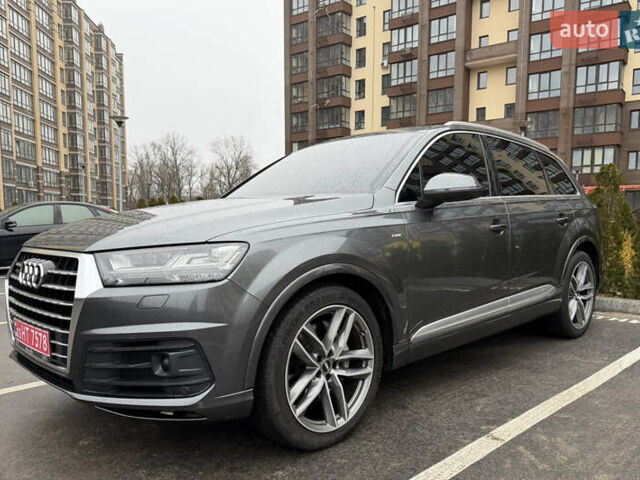 Серый Ауди Ку 7, объемом двигателя 2.97 л и пробегом 246 тыс. км за 34500 $, фото 1 на Automoto.ua