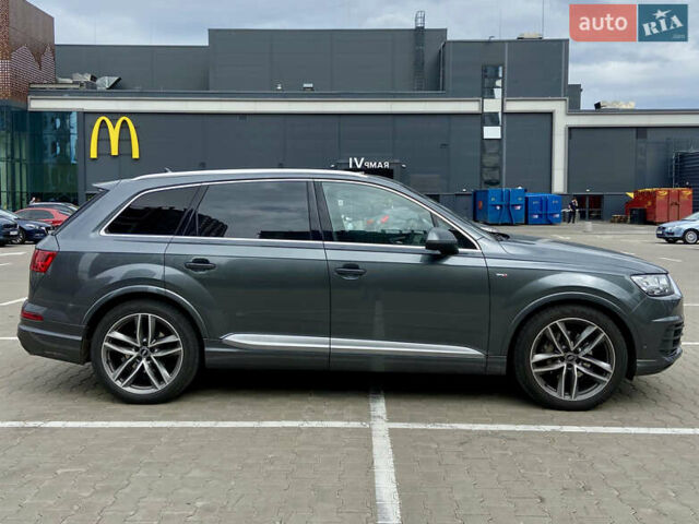 Серый Ауди Ку 7, объемом двигателя 2.97 л и пробегом 151 тыс. км за 36000 $, фото 1 на Automoto.ua