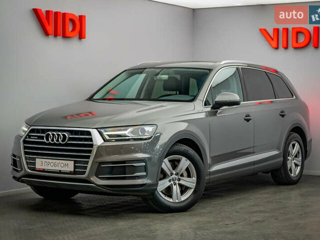 Серый Ауди Ку 7, объемом двигателя 3 л и пробегом 208 тыс. км за 31521 $, фото 1 на Automoto.ua