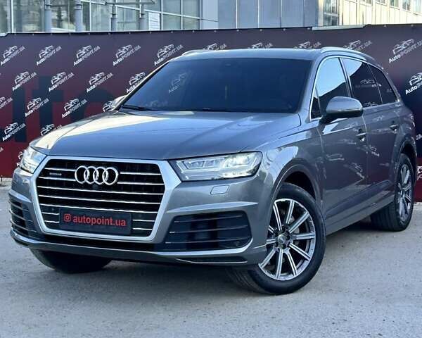 Серый Ауди Ку 7, объемом двигателя 3 л и пробегом 153 тыс. км за 28000 $, фото 1 на Automoto.ua