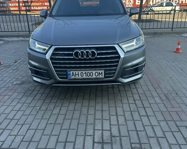 Ауди Ку 7 2016 в Житомире на Automoto.ua Серый Ауди Ку 7, объемом двигателя 3 л и пробегом 211 тыс. км за 30700 $, фото 1 на Automoto.ua