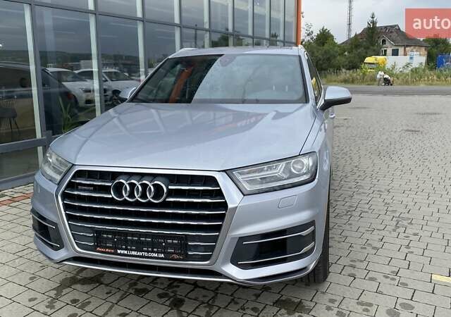 Ауди Ку 7 2016 в Ужгороде на Automoto.ua Серый Ауди Ку 7, объемом двигателя 3 л и пробегом 230 тыс. км за 20900 $, фото 1 на Automoto.ua