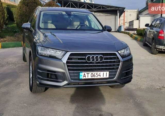 Сірий Ауді Ку 7, об'ємом двигуна 3 л та пробігом 213 тис. км за 26999 $, фото 1 на Automoto.ua