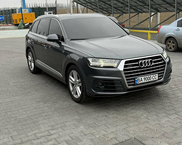 Серый Ауди Ку 7, объемом двигателя 2.97 л и пробегом 260 тыс. км за 35000 $, фото 1 на Automoto.ua