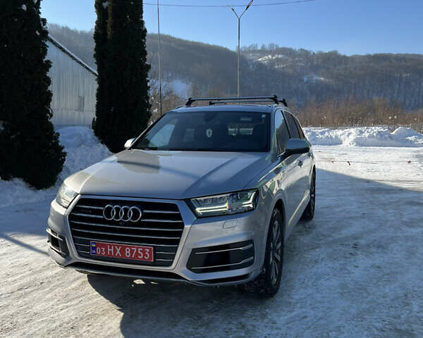 Серый Ауди Ку 7, объемом двигателя 3 л и пробегом 234 тыс. км за 23999 $, фото 1 на Automoto.ua