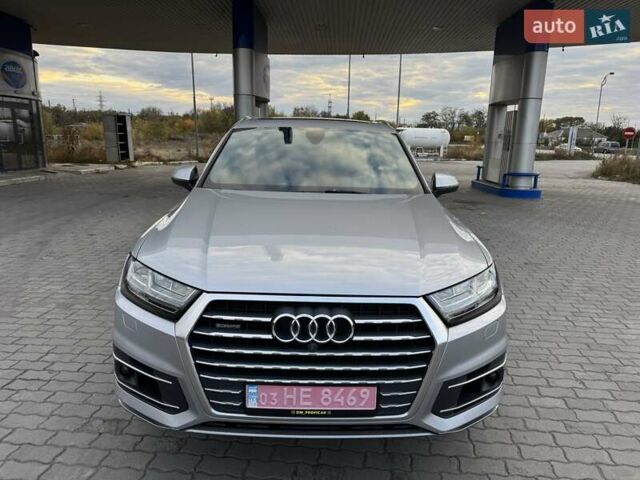 Ауди Ку 7 2017 в Верхнеднепровске на Automoto.ua Серый Ауди Ку 7, объемом двигателя 3 л и пробегом 215 тыс. км за 24999 $, фото 1 на Automoto.ua