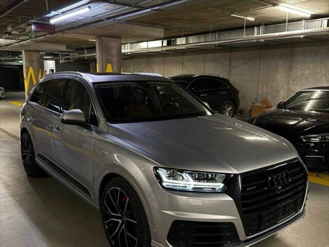 Серый Ауди Ку 7, объемом двигателя 3 л и пробегом 89 тыс. км за 652 $, фото 1 на Automoto.ua