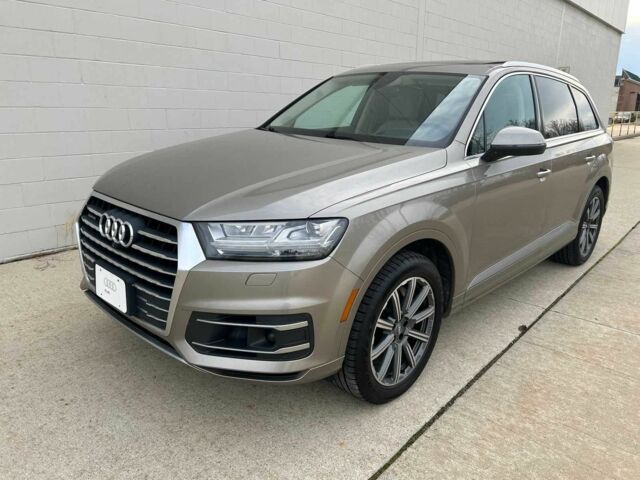 Серый Ауди Ку 7, объемом двигателя 3 л и пробегом 87 тыс. км за 23000 $, фото 1 на Automoto.ua