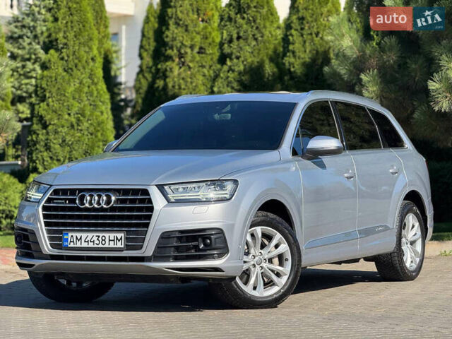 Ауди Ку 7 2017 в Одессе на Automoto.ua Серый Ауди Ку 7, объемом двигателя 3 л и пробегом 81 тыс. км за 27500 $, фото 1 на Automoto.ua
