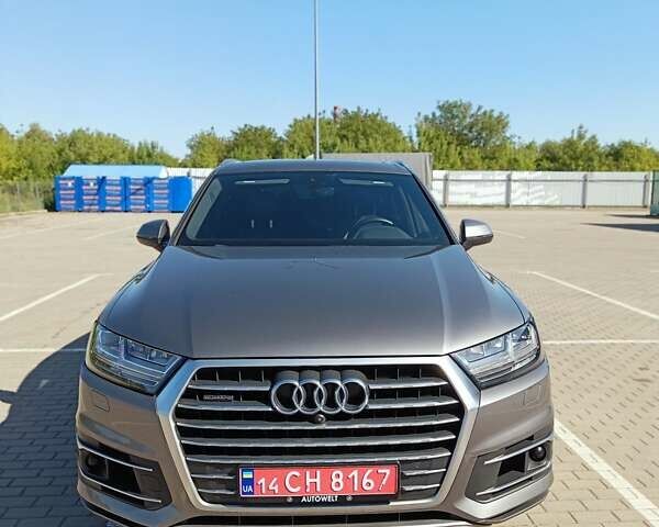 Серый Ауди Ку 7, объемом двигателя 3 л и пробегом 220 тыс. км за 23700 $, фото 1 на Automoto.ua