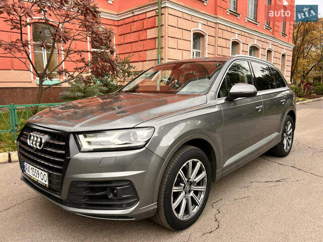 Серый Ауди Ку 7, объемом двигателя 3 л и пробегом 84 тыс. км за 27000 $, фото 1 на Automoto.ua