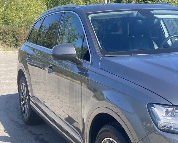 Сірий Ауді Ку 7, об'ємом двигуна 3 л та пробігом 175 тис. км за 30500 $, фото 1 на Automoto.ua