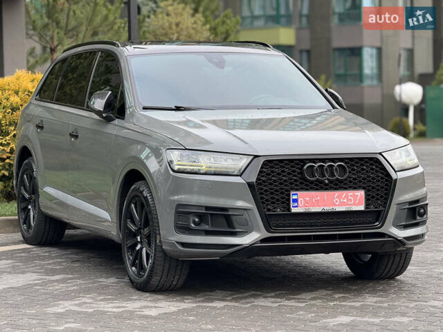 Серый Ауди Ку 7, объемом двигателя 2 л и пробегом 212 тыс. км за 29000 $, фото 1 на Automoto.ua