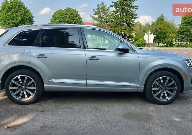 Серый Ауди Ку 7, объемом двигателя 3 л и пробегом 244 тыс. км за 22600 $, фото 1 на Automoto.ua