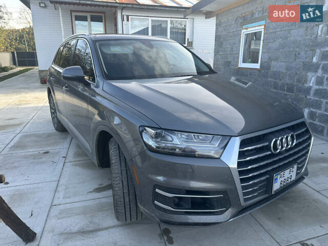 Серый Ауди Ку 7, объемом двигателя 3 л и пробегом 140 тыс. км за 27200 $, фото 1 на Automoto.ua