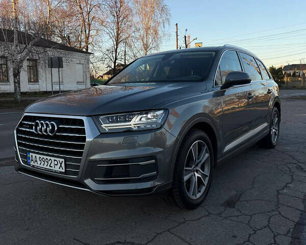 Серый Ауди Ку 7, объемом двигателя 3 л и пробегом 79 тыс. км за 48000 $, фото 1 на Automoto.ua