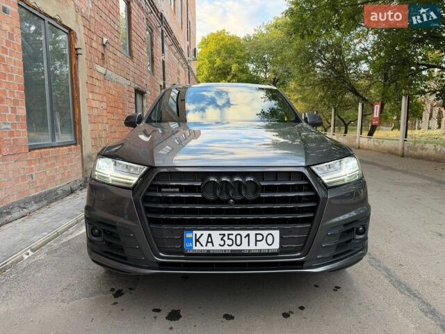 Сірий Ауді Ку 7, об'ємом двигуна 3 л та пробігом 126 тис. км за 32000 $, фото 1 на Automoto.ua