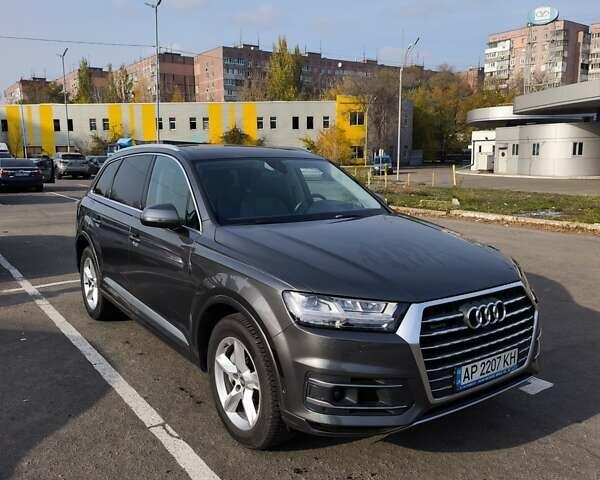 Серый Ауди Ку 7, объемом двигателя 3 л и пробегом 76 тыс. км за 33900 $, фото 1 на Automoto.ua