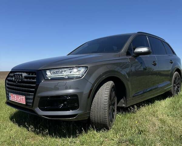 Серый Ауди Ку 7, объемом двигателя 3 л и пробегом 130 тыс. км за 38700 $, фото 1 на Automoto.ua