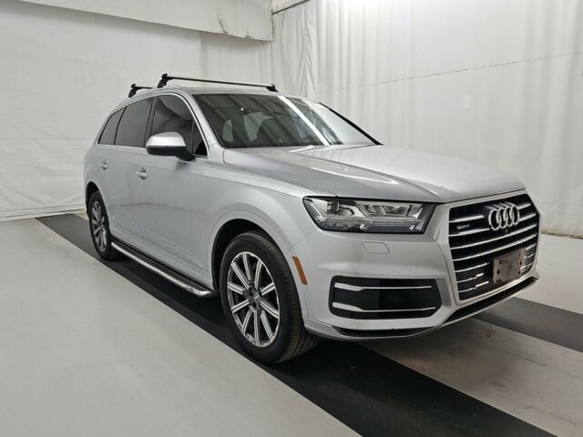 Серый Ауди Ку 7, объемом двигателя 3 л и пробегом 140 тыс. км за 28500 $, фото 1 на Automoto.ua